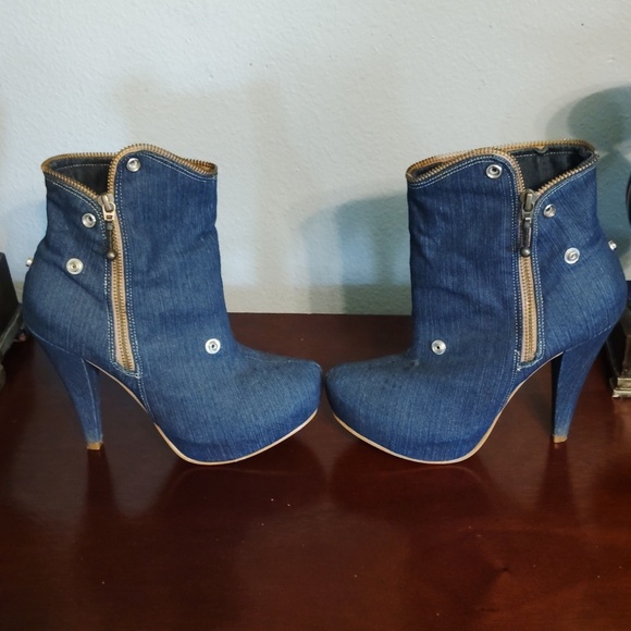 Andrea Denim Ankle Boots Zipper Size 7 - Picture 3 of 16
